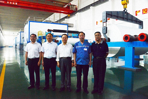 李毅中会长一行到齐峰考察指导工作